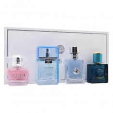 Подарочный парфюмерный набор Versace Unisex 4 в 1